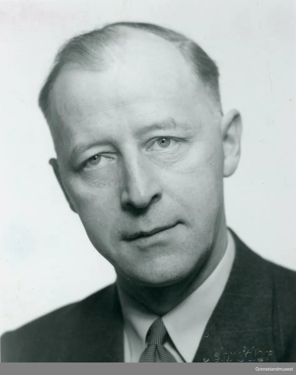 Portrett av Odd Lien. Distriktslege i Sør-Varanger i perioden 1946-1950.