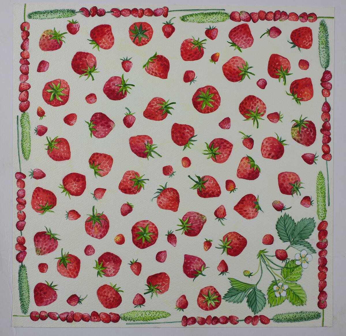 Förlaga till servett med jordgubbar och en jordgubbsväxt längst ner i högra hörnet. Dekor bestående av jordgubbar trädda på strån. Vit-beige bakgrund. Runda färgprover på baksidan.