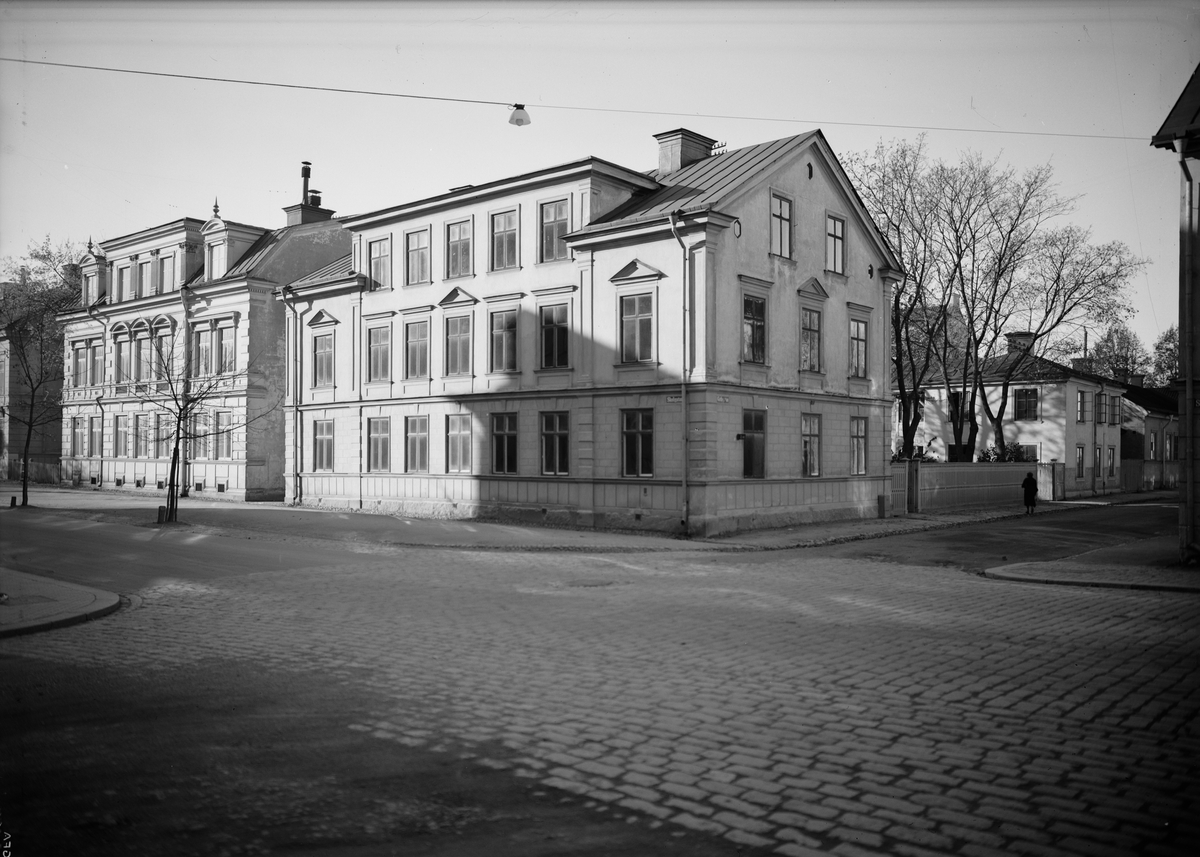 Byggnad i hörnet Skolgatan - Götgatan, Uppsala 1936