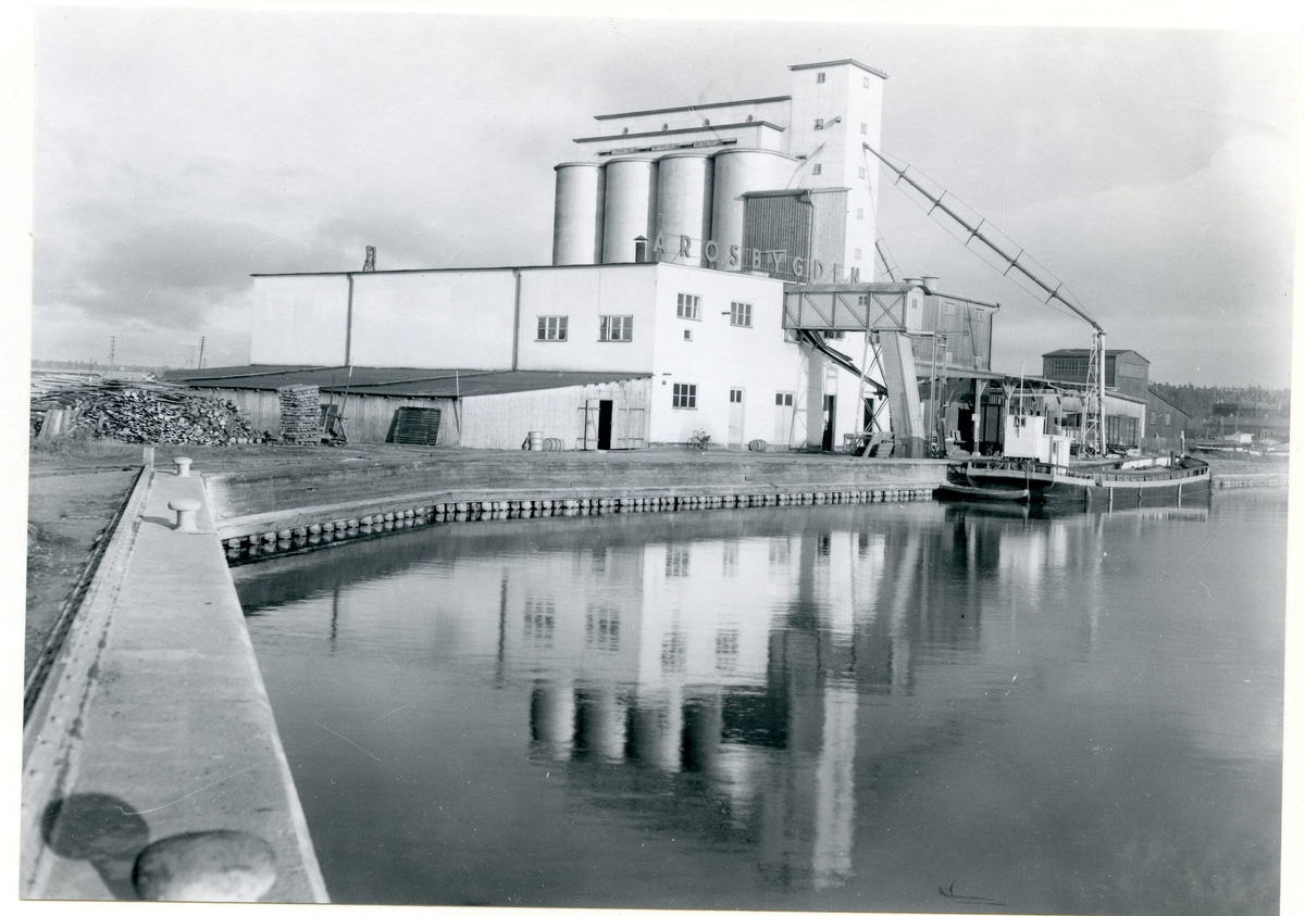 v-ster-s-munk-ngen-arosbygdens-silos-magasin-vid-gamla-hamnen