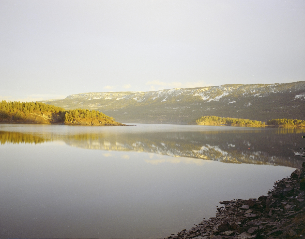 Steinsfjorden, landskap høst