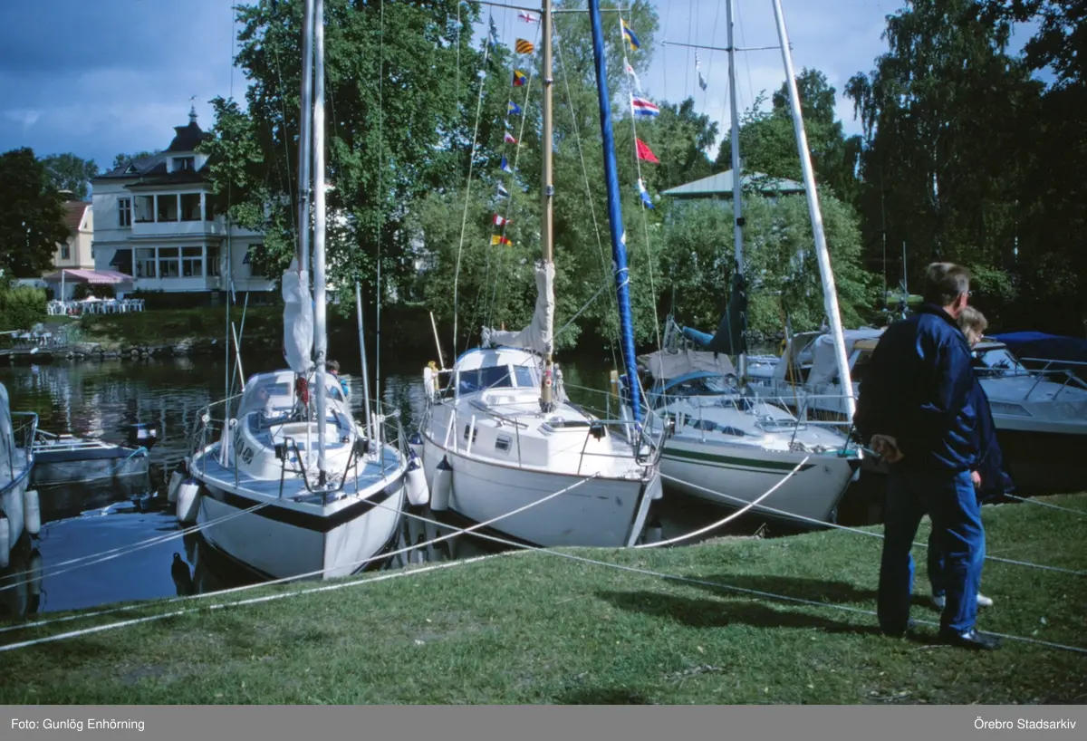Segelbåtar i Hamnen, 1994 - Örebro Stadsarkiv / DigitaltMuseum