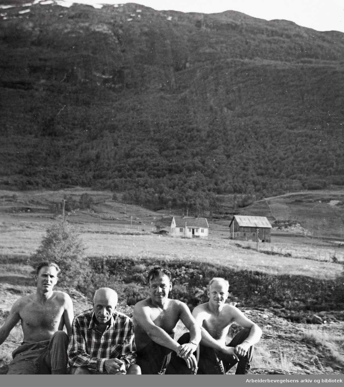 Fra venstre Einar Linderud, Martin Tranmæl, Odd Sevje og Rolf Ruud, Borlaug 1959..