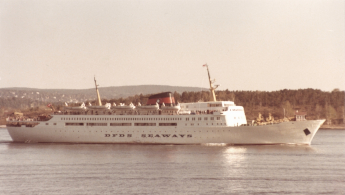 M/S England (b.1964, Helsingør Skibsværft og Maskinbyggeri A/S, Helsingør)