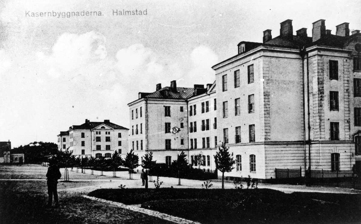 I 16, Hallands Regemente. Kasernerna under byggnad.