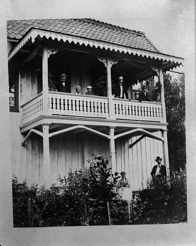 Grupporträtt på Jakobsbergs gård, 1870.