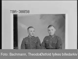 Portrett av to tyske soldater i uniform. Bestillers navn: Blöcker-Fischer.