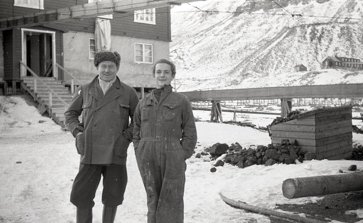 Bilder tatt av gruvearbeider Roald Amundsen, som var her oppe fra begynnelsen av 1950-årene. Fra negativalbum gitt av Bjørnar Nilsen Støpseth