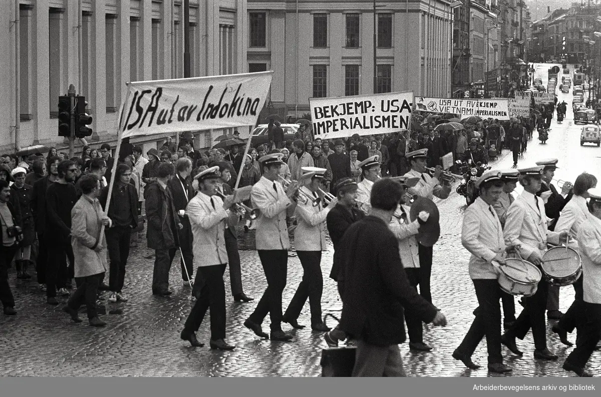 Vietnambevegelsens demonstrasjon, "USA ut av Indokina". Mai 1970