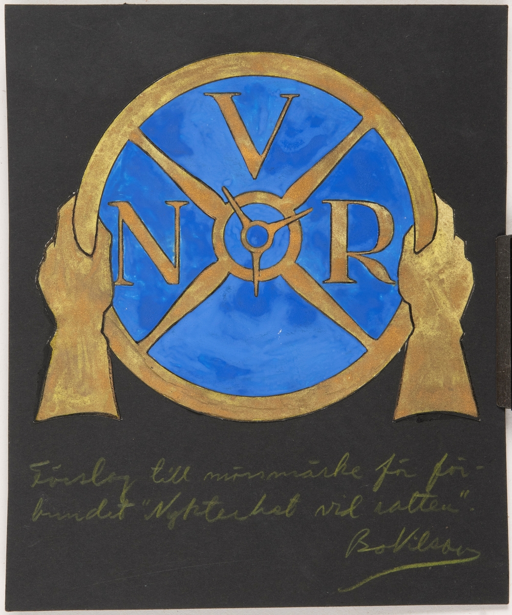 Illustration till "Nykterhet vid ratten".

Mot en svart bakgrund håller två guldhänder en guldig ratt som det står "NVR" i. Rattens hålrum är blått. Under illustrationen står det skrivet "Förslag till minnesmärke för förbundet "Nykterhet vid ratten".