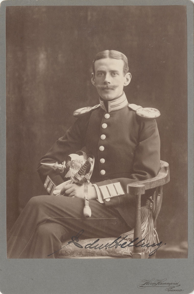 Porträtt av Edward Helling, löjtnant vid Göta livgarde I 2.