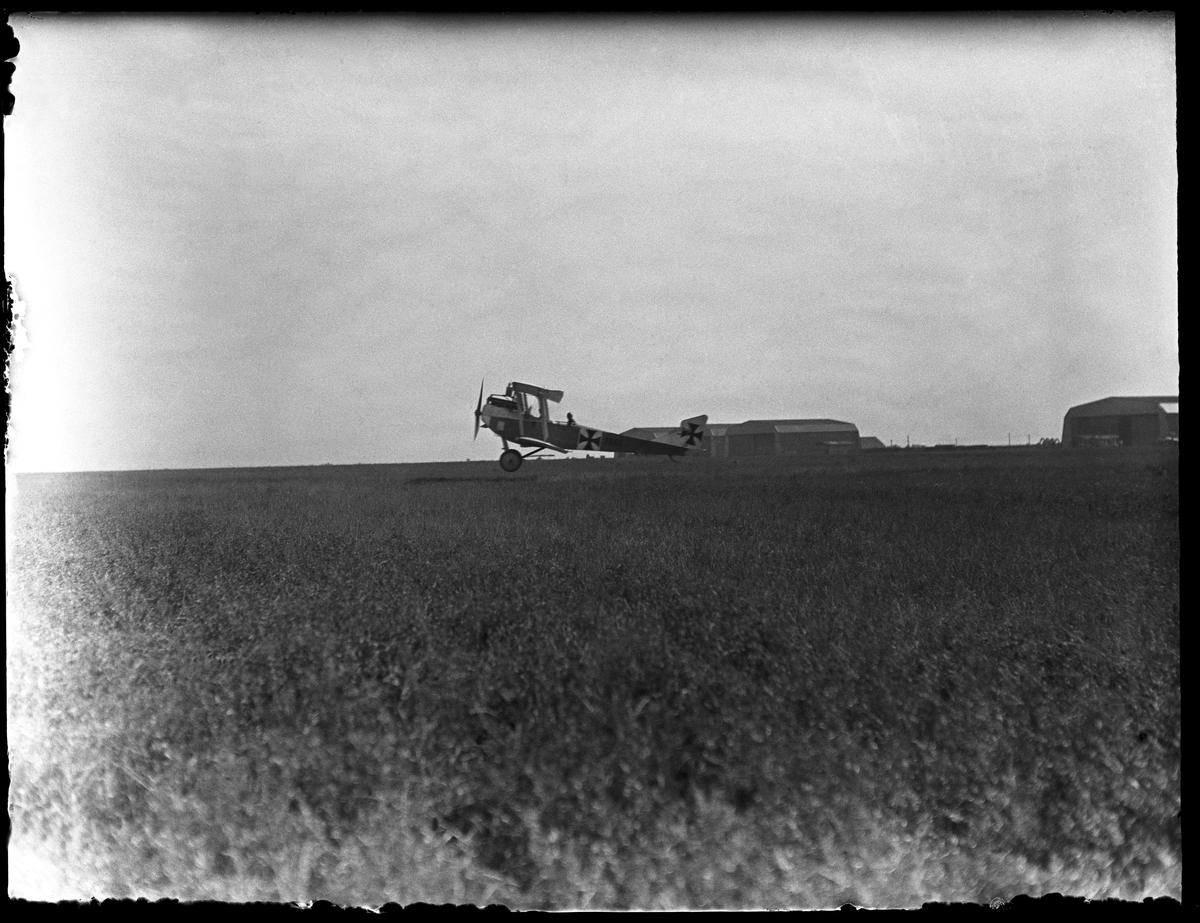 Militärt flygplan Hansa Brandenburg C.I tillhörande Österrike-Ungern ...