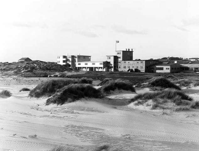 Prot: Sola strandhotel med sanddyne