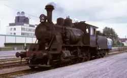 VR damplokomotiv nr. 1166 på Oulu stasjon i Finland