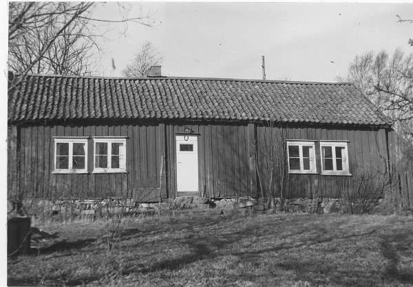 Timrat torp, Nordgården norr om Budskär, Släp. (Se även G8460)