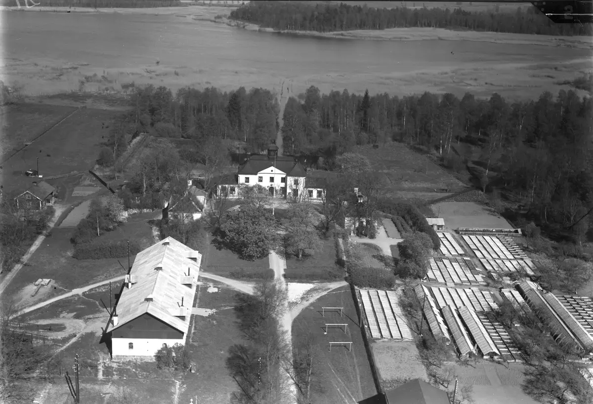 Flygfoto över Säbygård; Järfälla 
