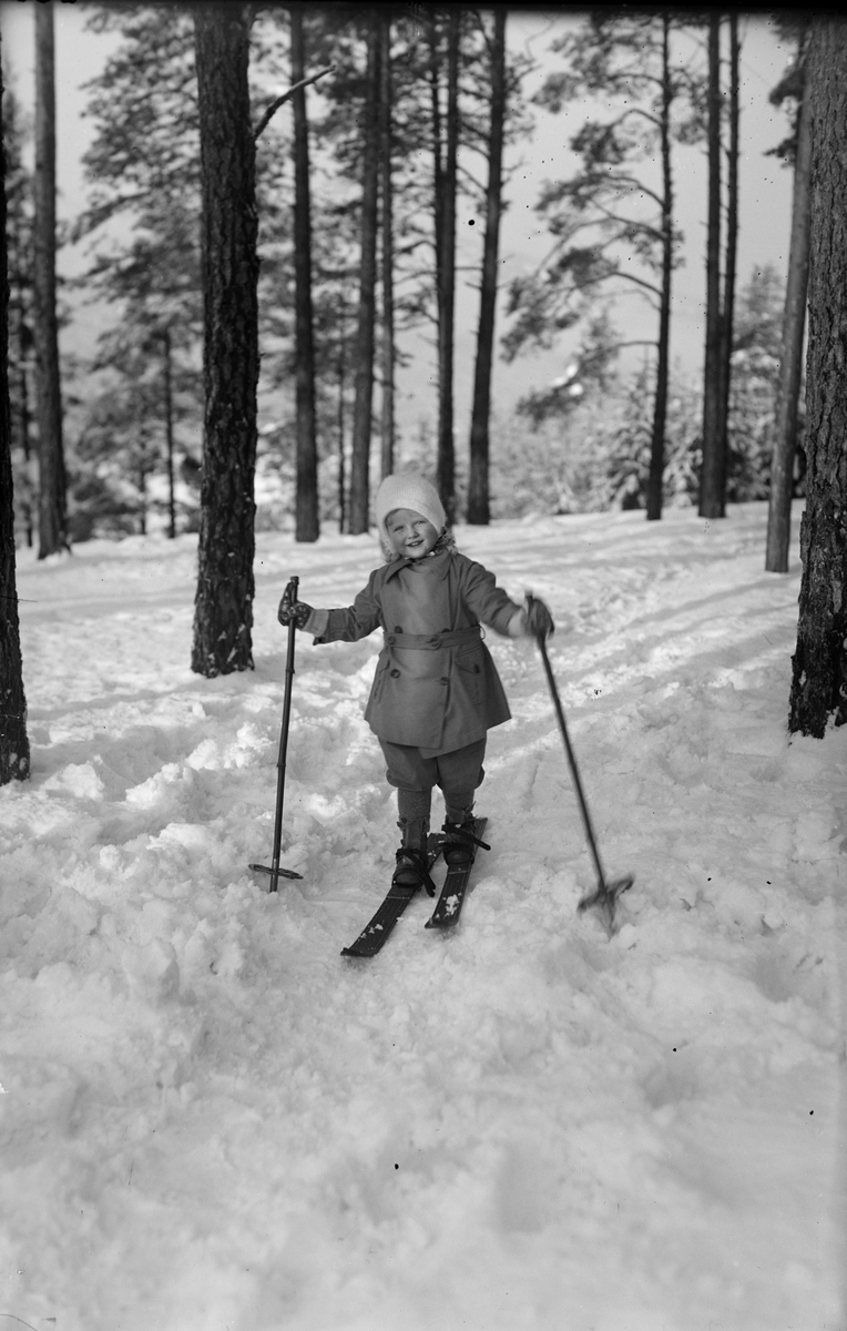 Skitur i skogen
Gerd Langslet på skitur i skogen
