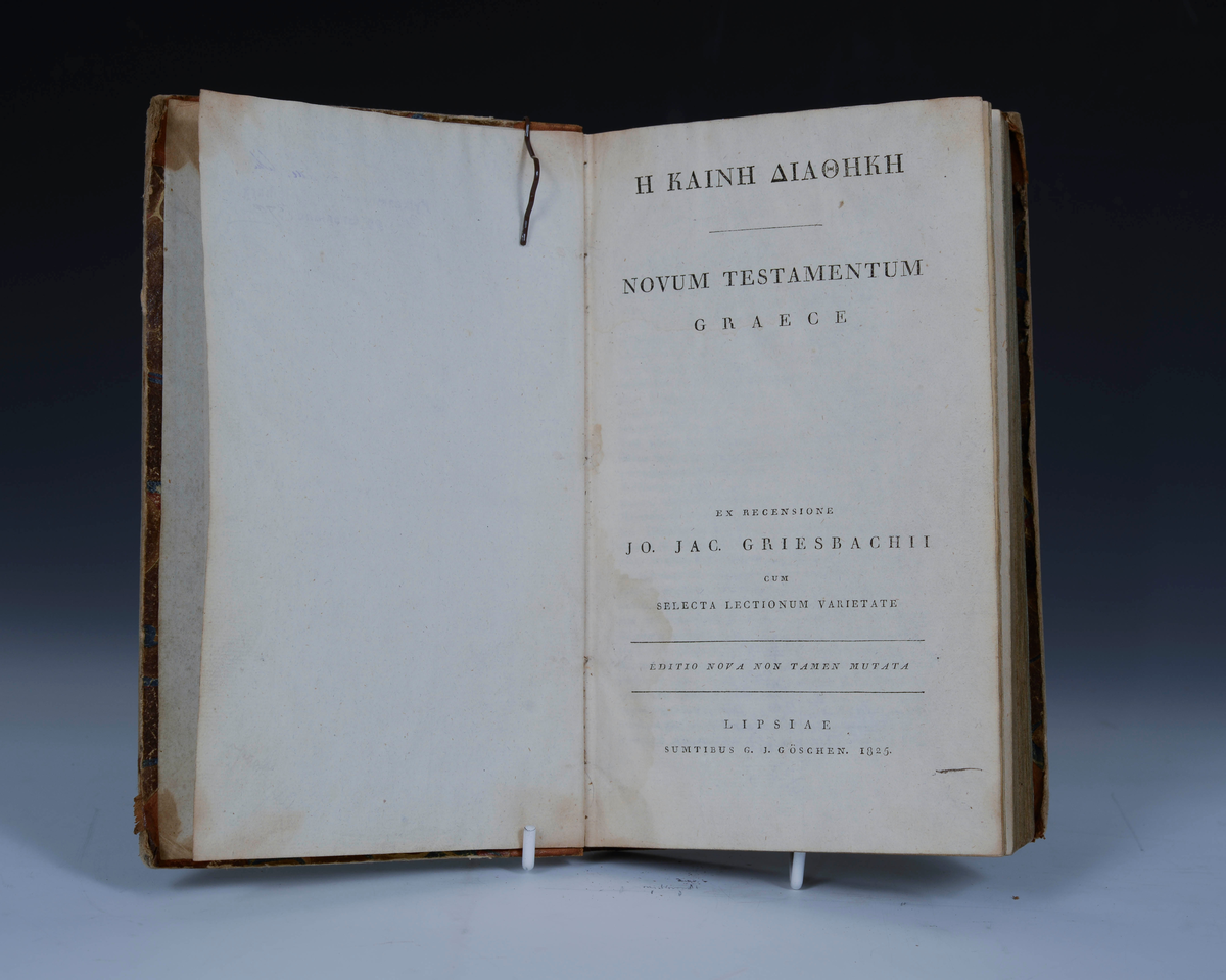 Novum Testamentum, graece recensnit C. d. Tischendorf. (Med J. Driesenbach.) Lips. 1825 4de ed.