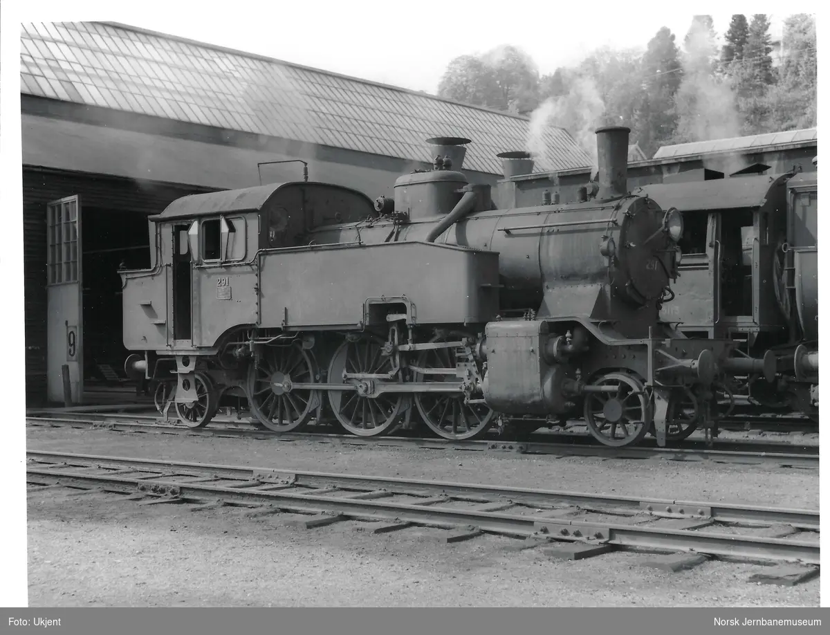 Damplokomotiv type 32a nr. 291 på Marienborg ved Trondheim