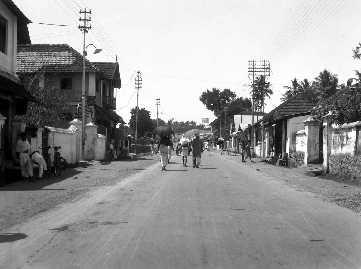 Gate i Trivandrum. Fotografi tatt i forbindelse med Elisabeth Meyers reise til India 1932-33.