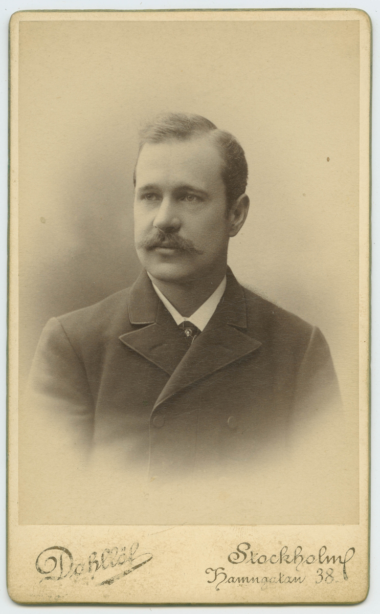 Porträtt på Emil Nylander. År 1889.