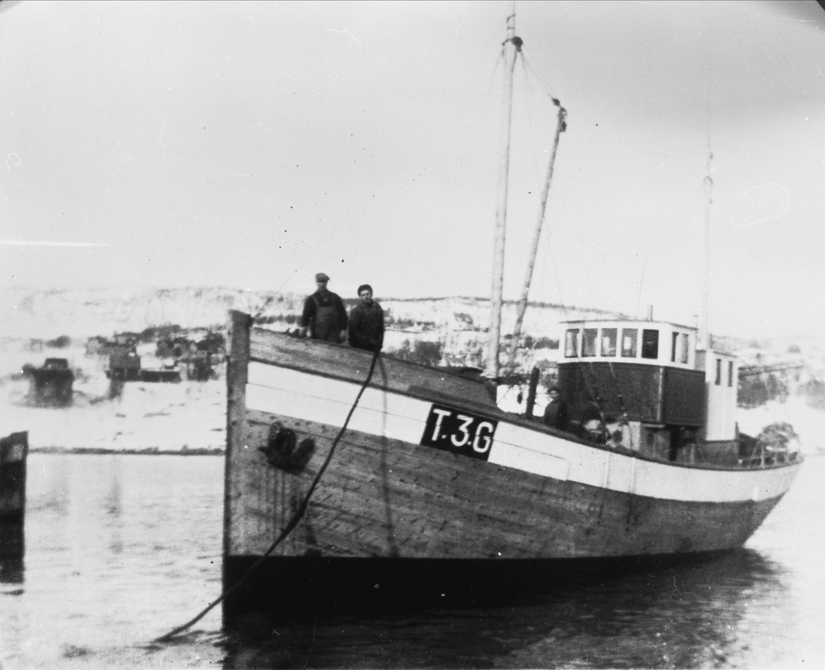 M/K "Avance" ved Danielsens båtbyggeri.
