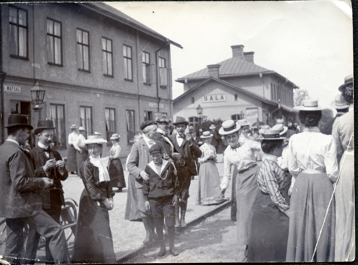 Sala sf.
Järnvägsstationen. C:a 1900-1910.