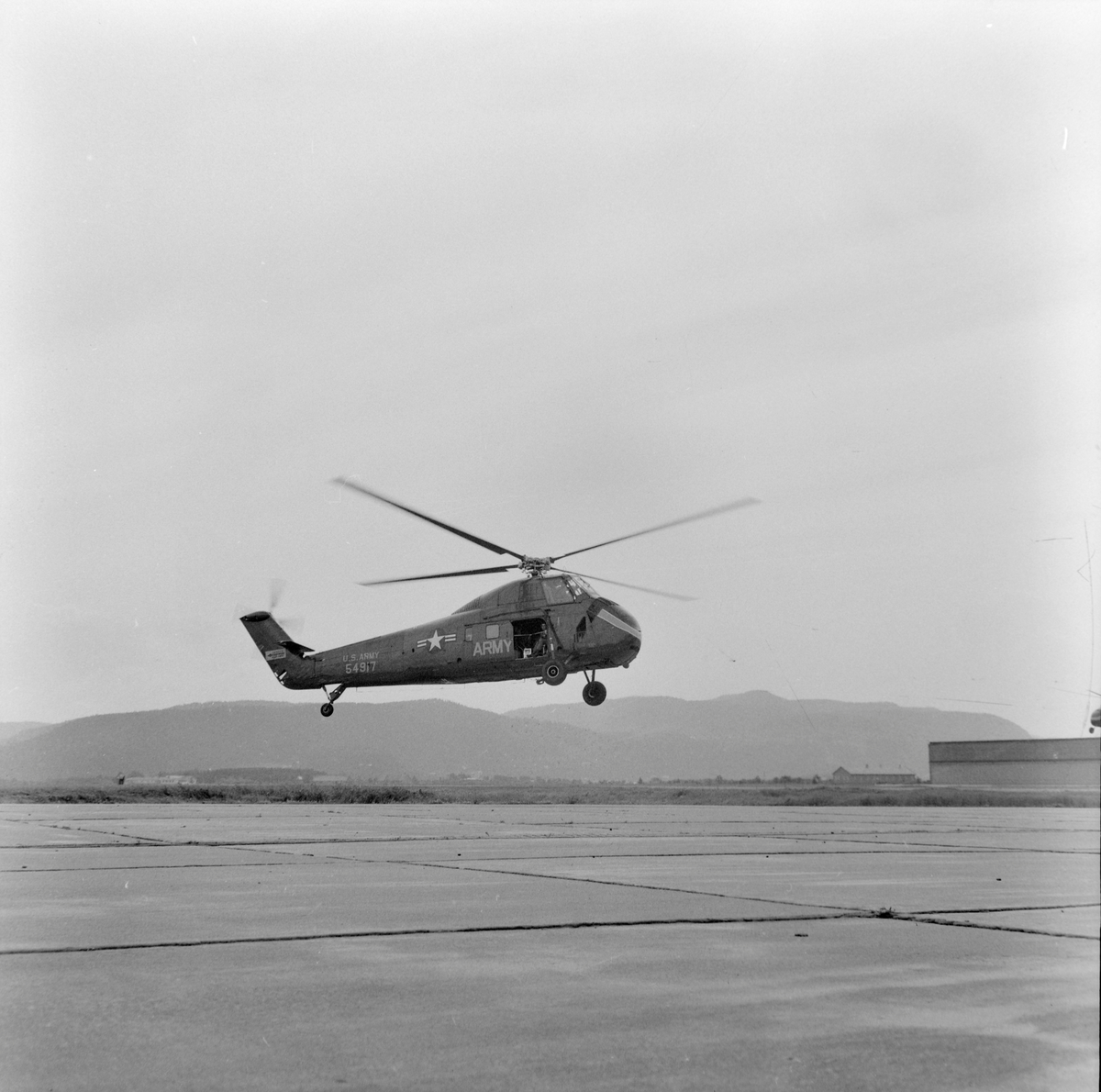 Helikopter fra U.S. Army på Værnes