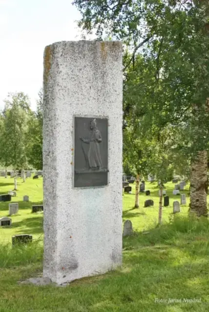 minnestøtte over Sara oust ved Vingelen kirke