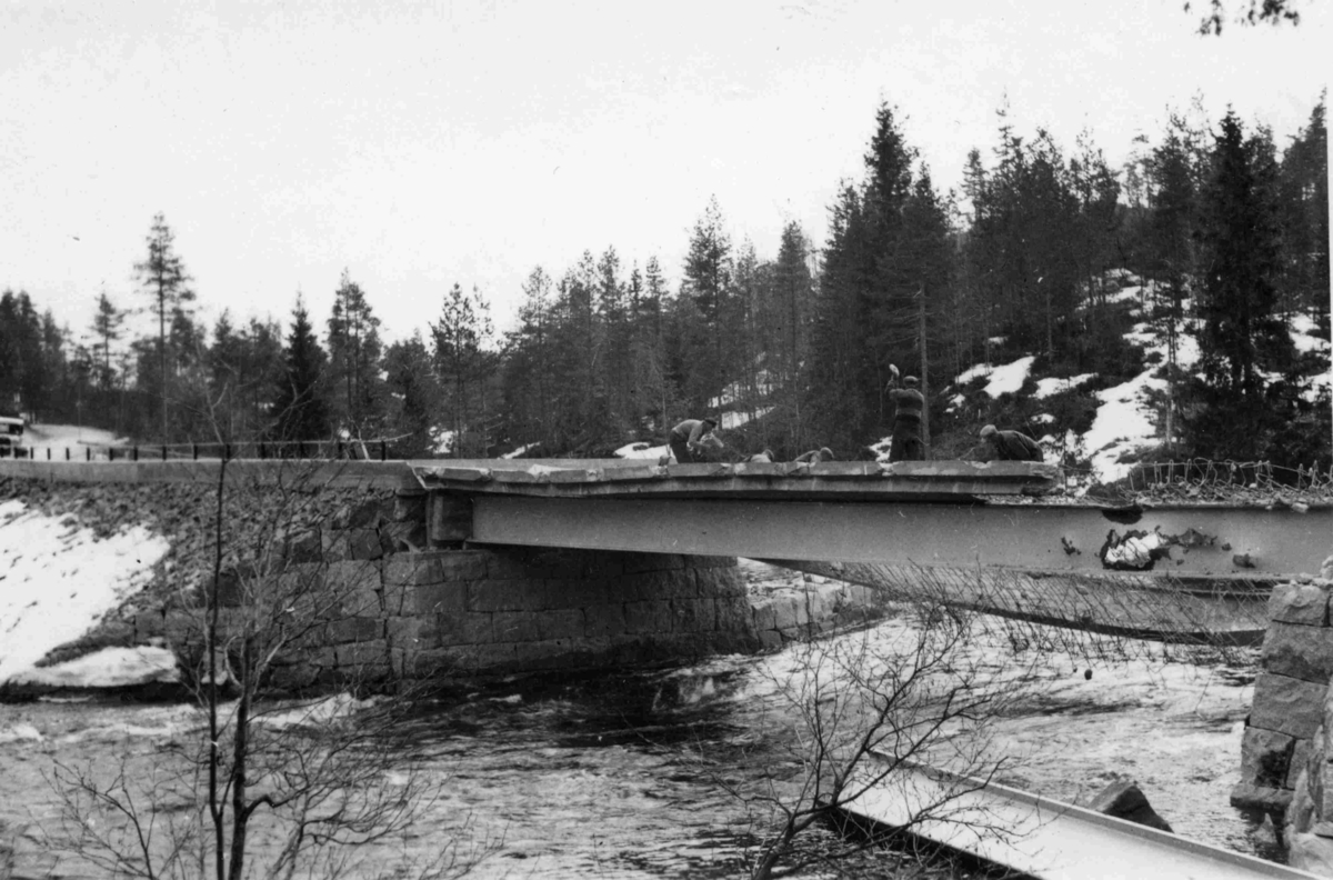 Skåre bru - Sprengt av nordmenn i 1940