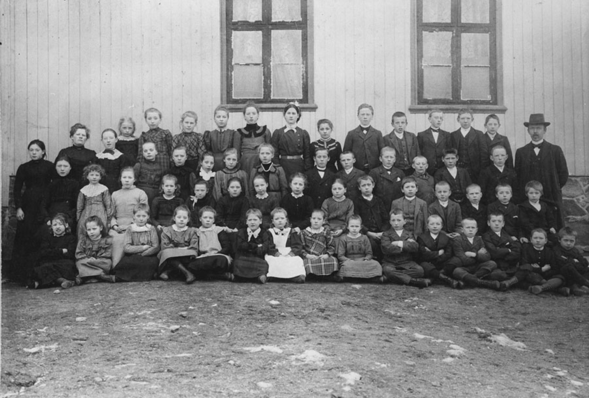 Alle elevene på Gjedsjø  - antagelig 1908-1910