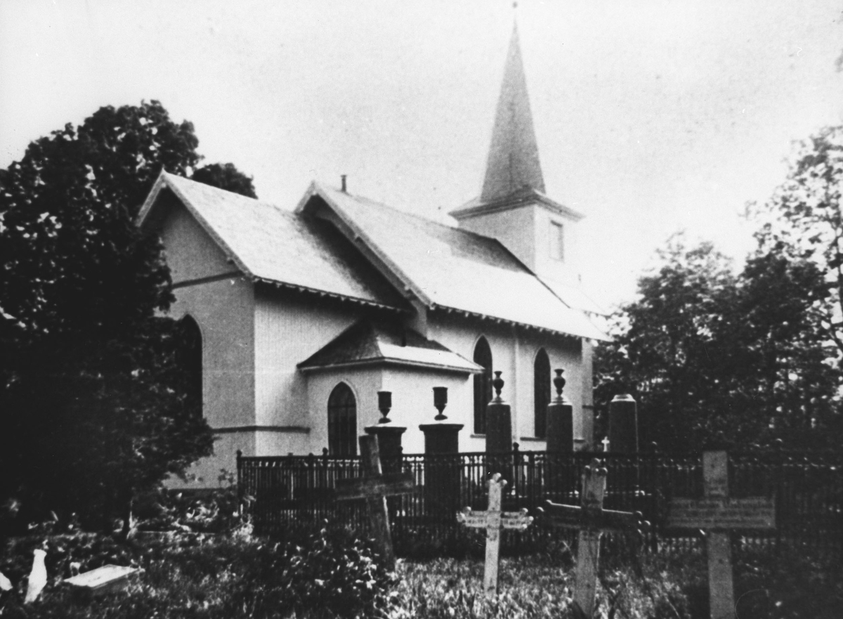 Oppegård kirke, Svartskog.