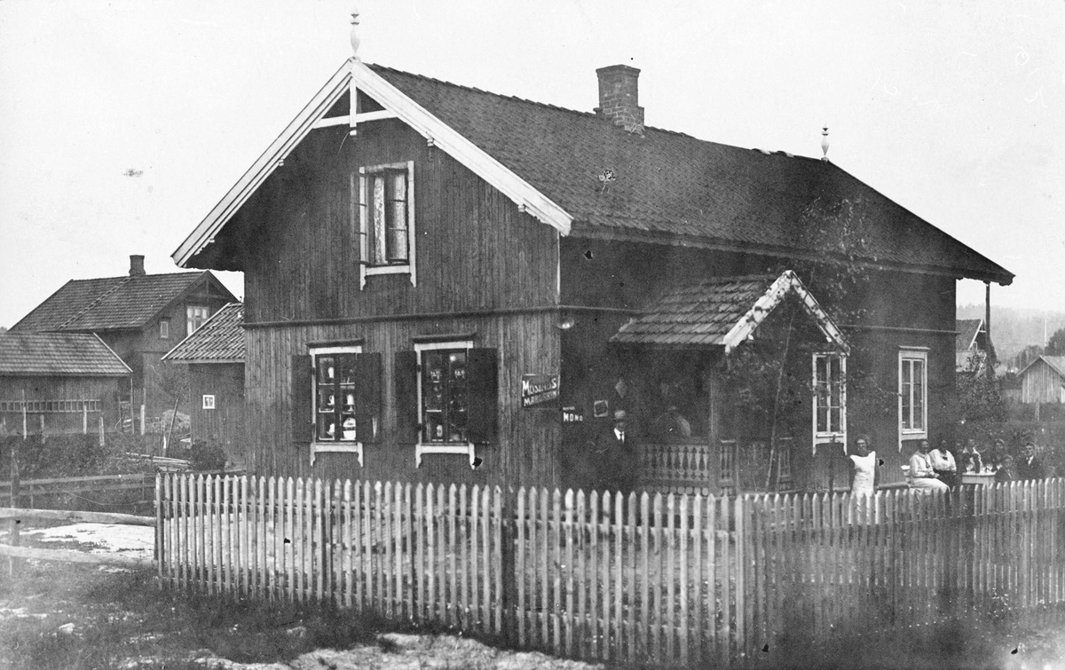 Skjetten landhandel på Skjettentoppen 1917.