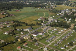 RÅHOLT TETTSTED MED RÅHOLT SKOLE