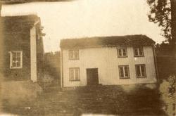 Borgstua til venstre, Almuens Herrestue til høyre...(Se Roms