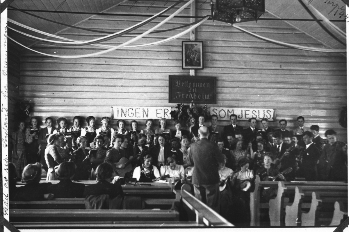 Møte på Fredheim bedehuset på Torpo 1942