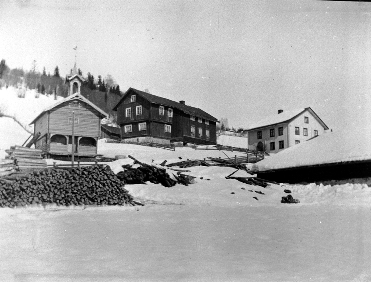 Eksteriør, Bolstad gård, Veldre, Ringsaker, med bygningen som er ...