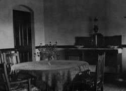 Stueinteriør i bestyrerboligen til Mr. H.A Cannon i plantasj