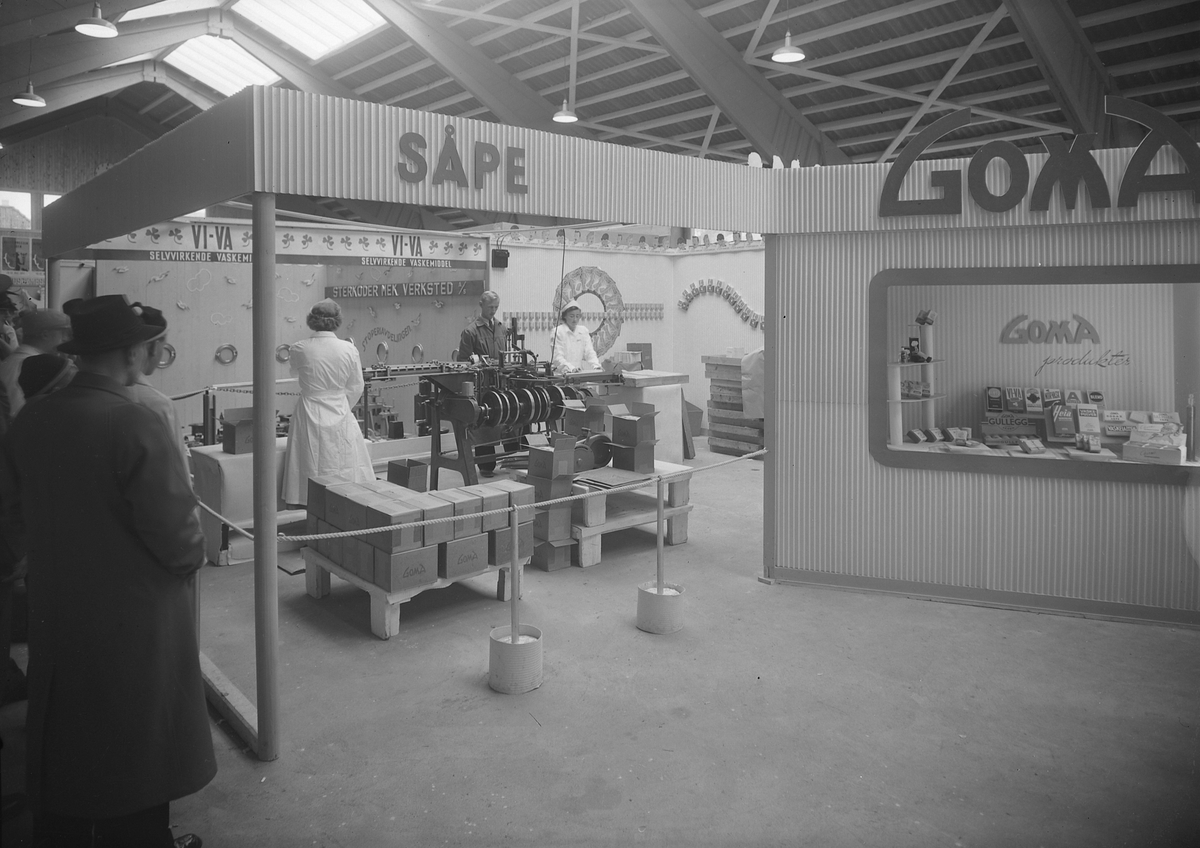Nordmørsutstillinga i Kristiansund 1950. Goma Fabrikker