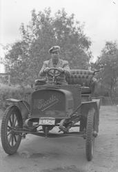 Piccolo 1909 som tilhørte Yngvar Knudtzon. Bileier Arnulf Be