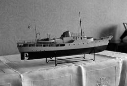HAMAR JERNSTØPERI OG MEK. VERKSTED, HAM-JERN, SKIPSMODELL, M