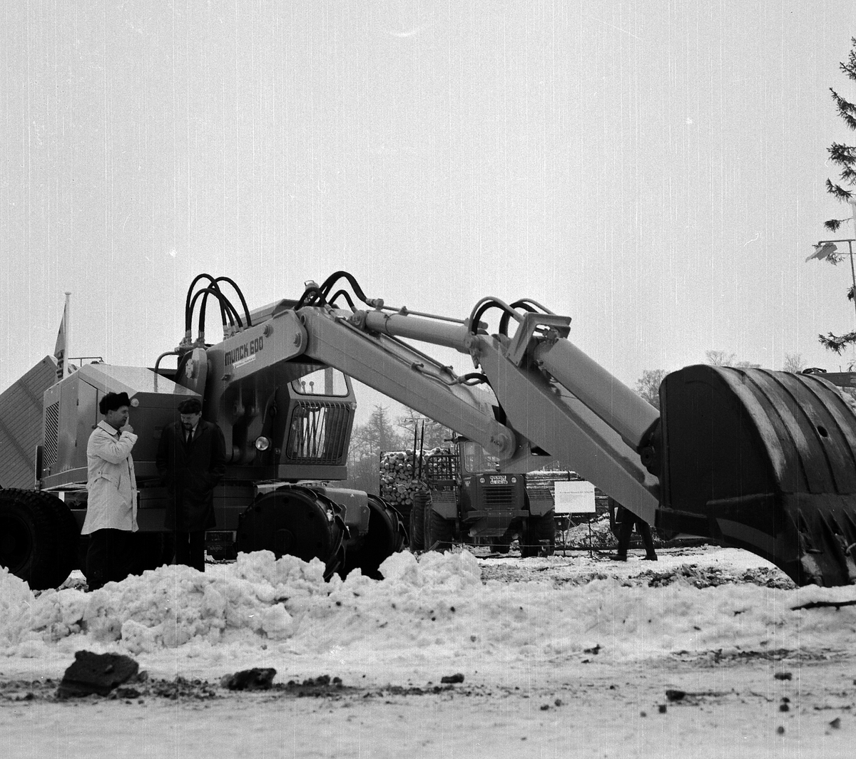 Munch 600 gravemaskin, produsert på Hamjern, Hamar.