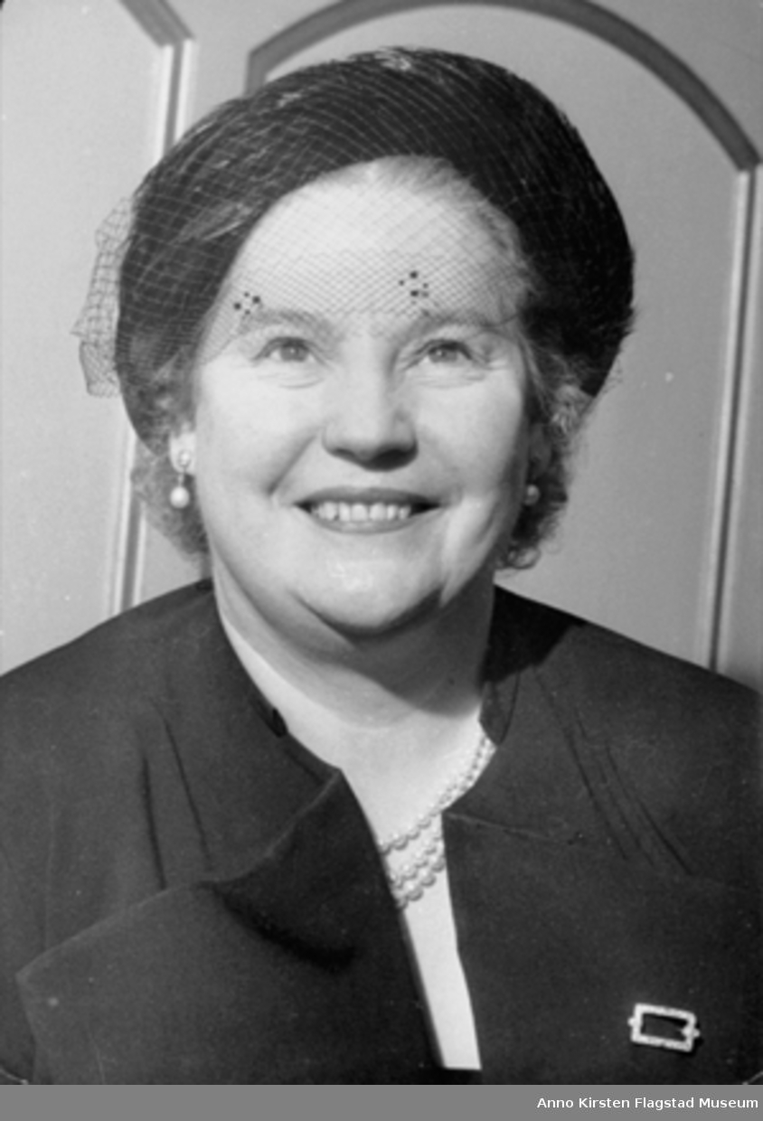 Kirsten Flagstad. Portrett 1952. Kirsten Flagstad. Portrait 1952. 