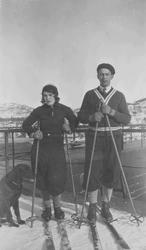 En pust i bakken på skitur ved Møsvann. Else Getz Hansen, He