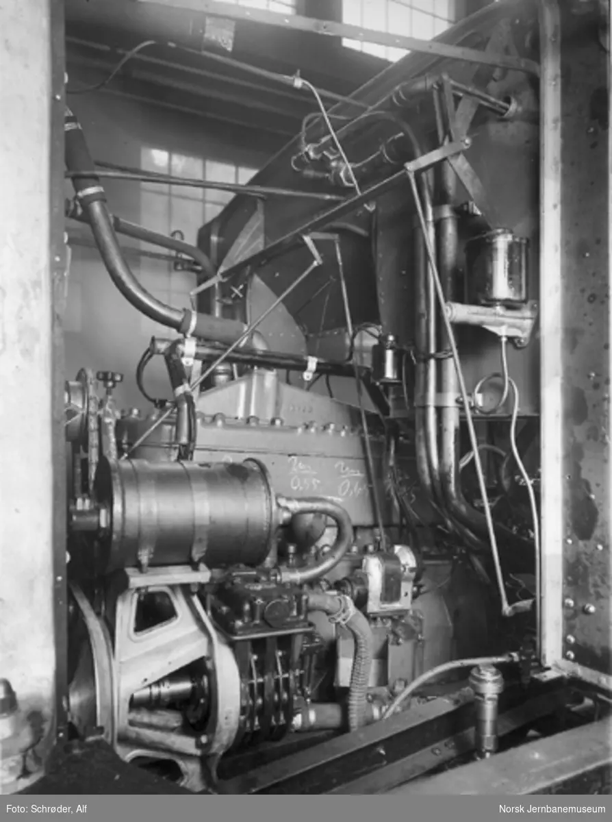 Bensinmotorvogn litra Cm type 13; Buda GF.6-formotor med vacuumpumpe