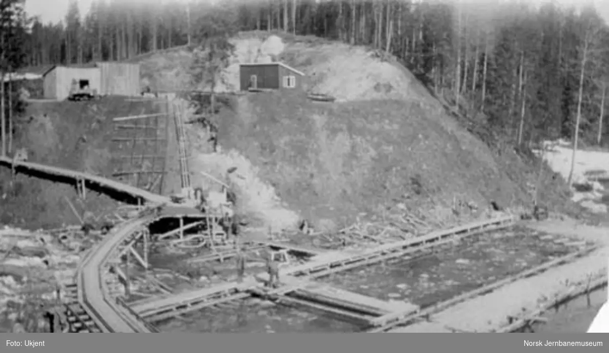 Støping av fundament for Evjubekken kulvert, pel 3405, på Numedalsbanens 2. avdeling