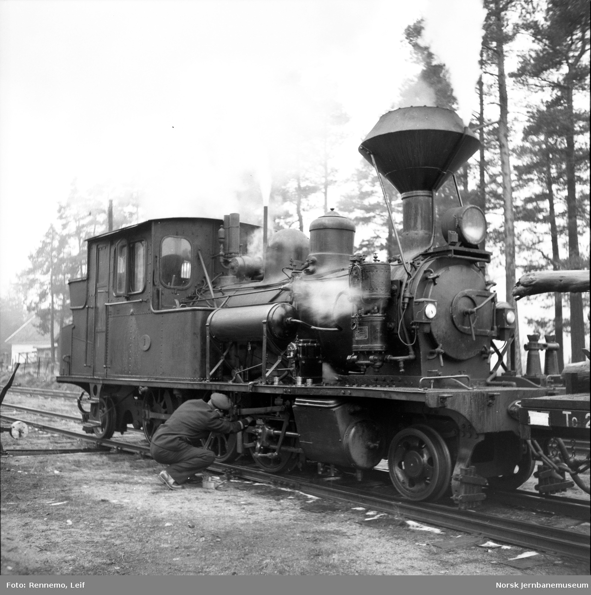 Setesdalsbanens damplokomotiv nr 1 klargjøres