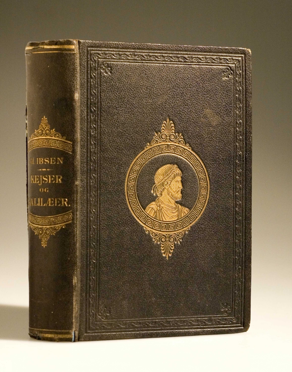 Oppstillingsliste: " Bok / Innbundet (originalbind) / Henrik Ibsen: Kejser og Galilæer (1873)."
