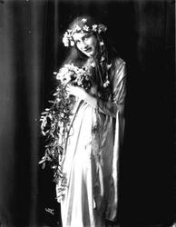 Schjelderup, Eleonore