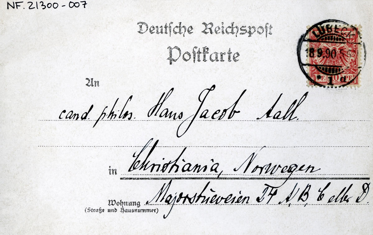 Postkort, Hilsen. Motiver fra Lübeck med kirker og annen bybebyggelse. På havna ligger seilskuter. Stemplet 18.09.1890.